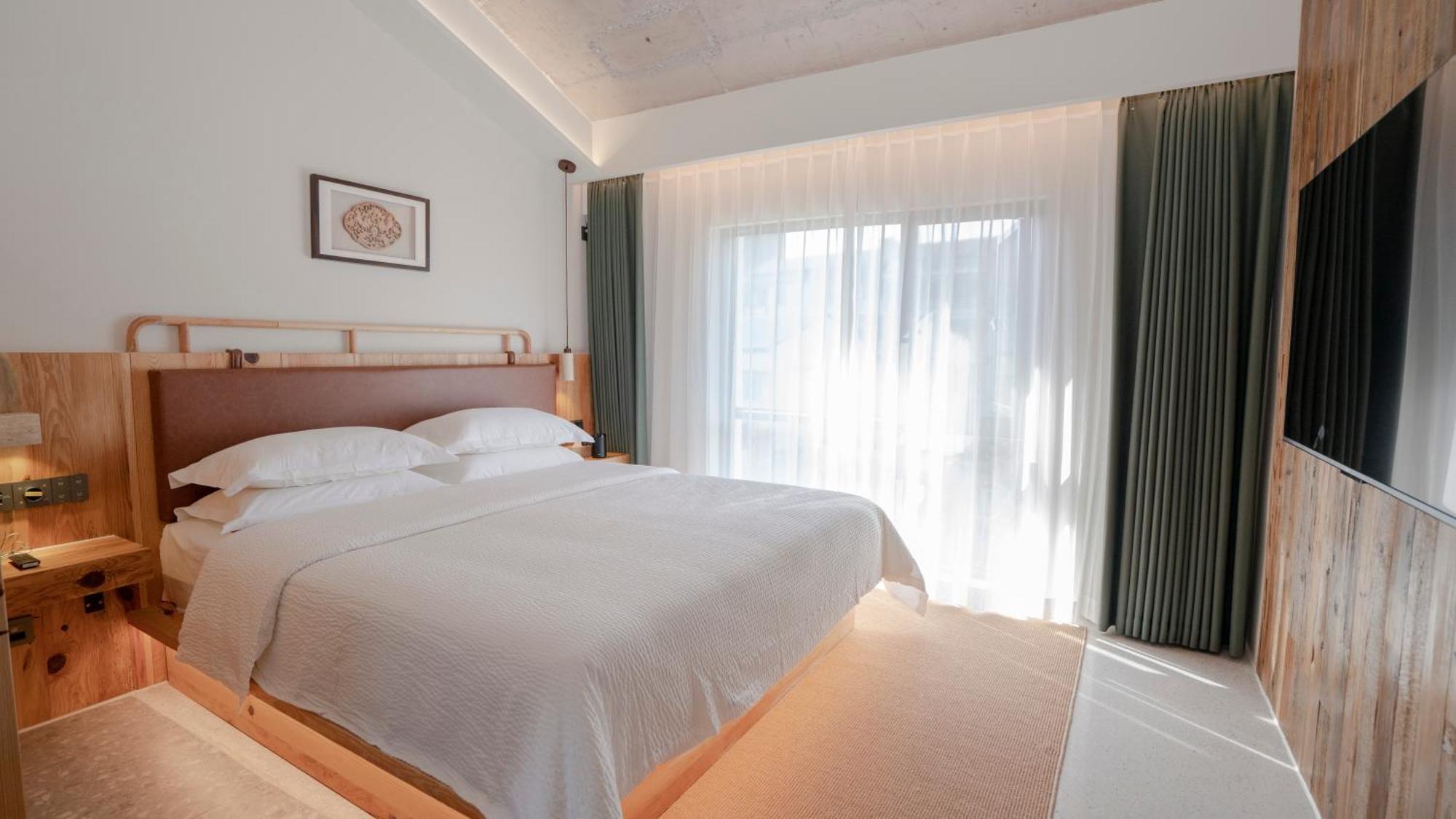 Patio Spring Holiday Inn -- Free Round Trip Pick-Up Service --Panoramic View Of Tianmen Mount Zhangjiajie Exteriör bild