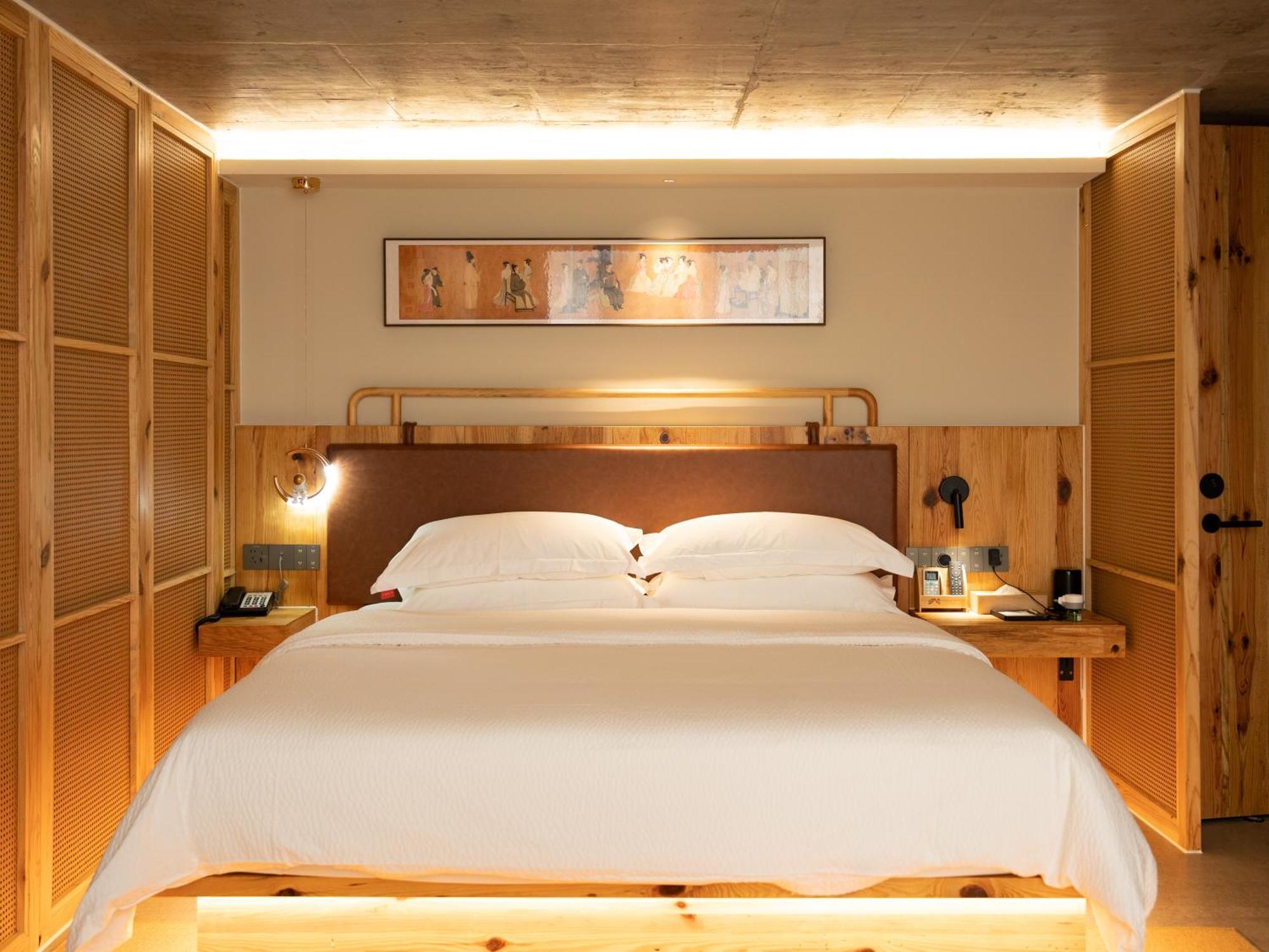Patio Spring Holiday Inn -- Free Round Trip Pick-Up Service --Panoramic View Of Tianmen Mount Zhangjiajie Exteriör bild